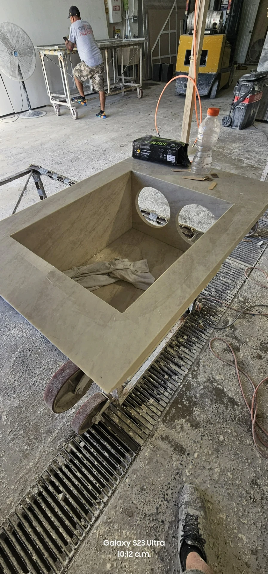 Fabricación de lavabo a medida en cuarzo